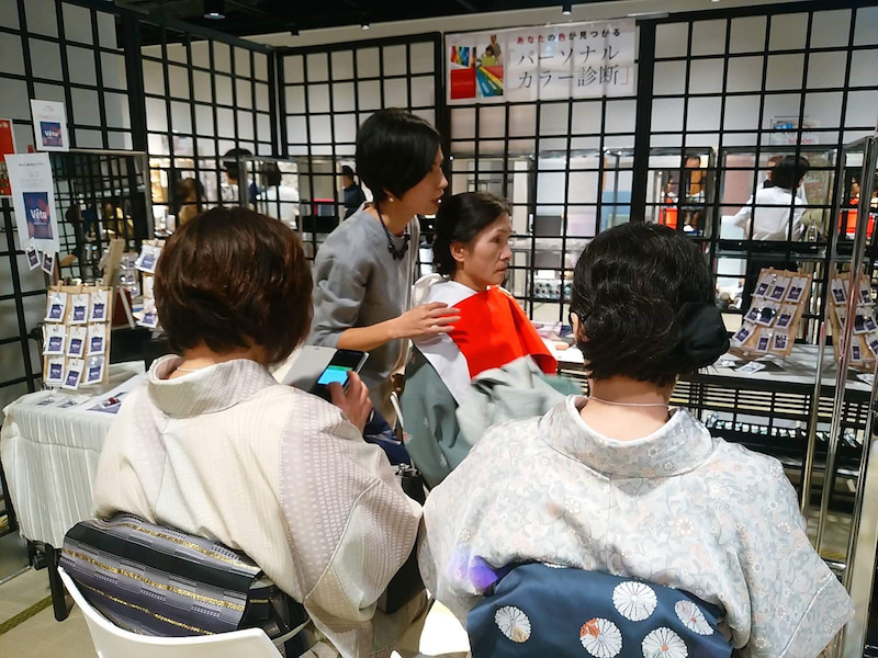 カラー、セラピー